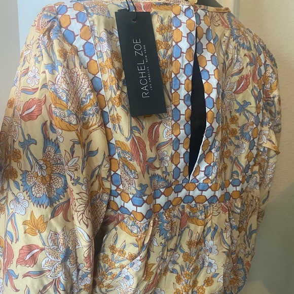 Top - Picture 5 of 6